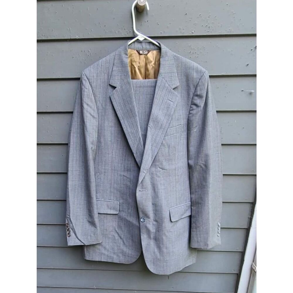 Bill Blass Mens 1990's Gray Suit from Foleys